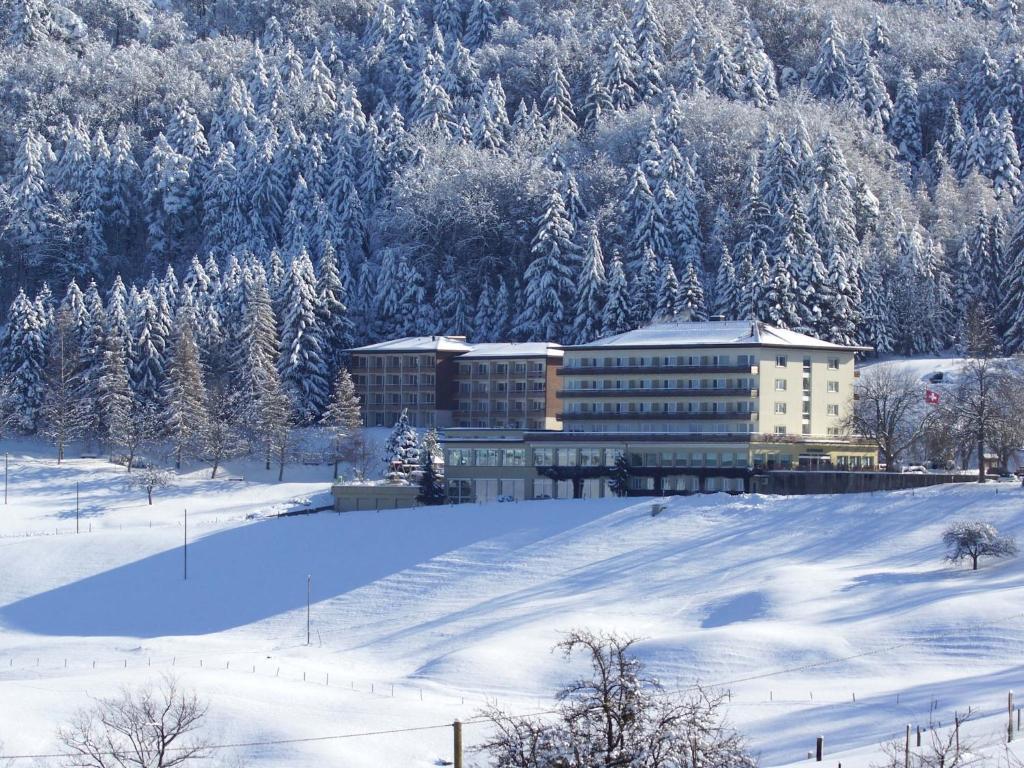 Hotel Bad Ramsach Läufelfingen Extérieur photo